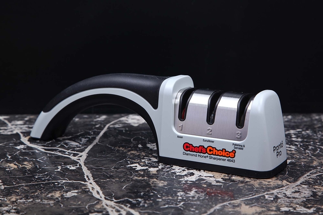 Ручная (механическая) точилка для европейских и азиатских ножей Chef's Choice CC4643, ABS-пластик, нержавеющая сталь, США
