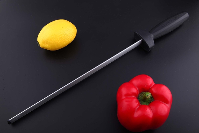 Стальной мусат с алмазным напылением для правки ножей Chef's Choice 30 см, овальный, зернистость 1200 Grit, средний (medium), черная рукоять, США