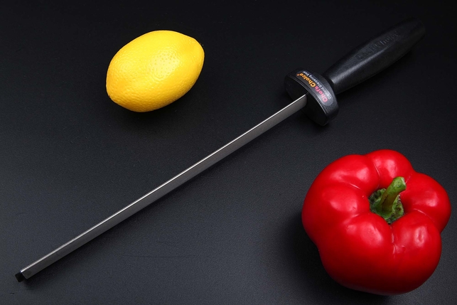 Стальной мусат с алмазным напылением для правки ножей Chef's Choice 25 см, овальный, зернистость 1200 Grit, средний (medium), черная рукоять, США