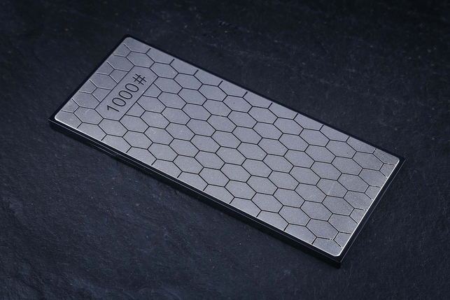 Комбинированный алмазный точильный брусок (камень) на подставке для заточки Tuotown 152x61x5 мм, зернистость 400 / 1000 Grit, Китай