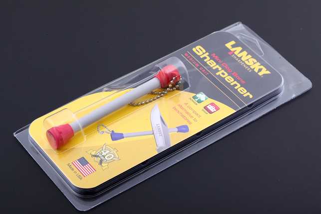 Карманная точилка для ножей с керамическим напылением Lansky Mini Dog Bone, США