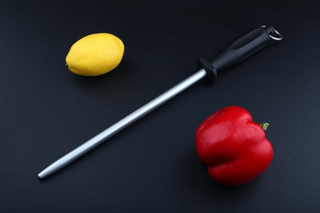 Стальной мусат с алмазным напылением для правки ножей Flugel 25 см, круглый, зернистость 1200 Grit, средний (medium), черная рукоять, США