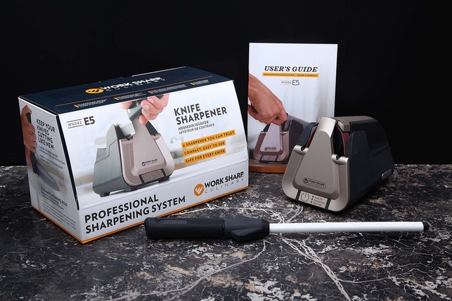 Универсальная электрическая точилка (станок) Culinary E5 для кухонных ножей и ножниц Work Sharp Knife & Tool Sharpener Original, США