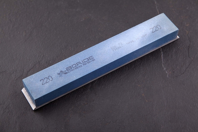 Камень Boride серии T2 из оксида алюминия на алюминиевом бланке F220, США