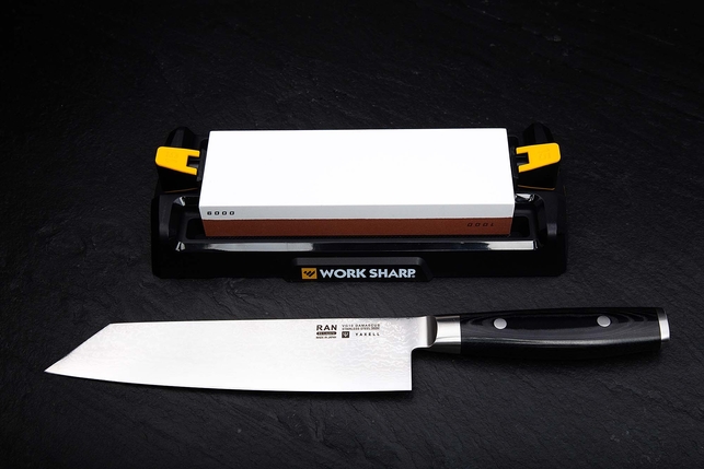 Комбинированный водный точильный камень для ножей с направляющими для заточки Work Sharp Benchtop Whetstone Sharpener #1000/6000, Китай