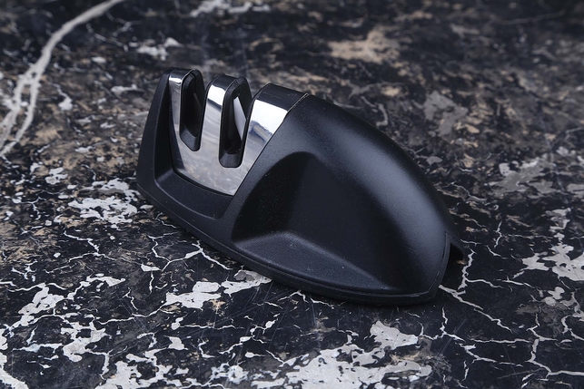 Ручная (механическая) точилка для для ножей Tuotown, карбид / керамика, ABS-пластик, Китай