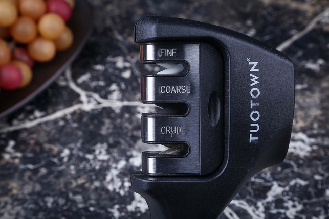 Ручная (механическая) точилка для для ножей Tuotown, карбид / алмаз / керамика, ABS-пластик, Китай