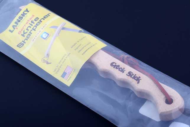 Полевая керамическая точилка для заточки серрейторных ножей Lansky Crock Stick, США