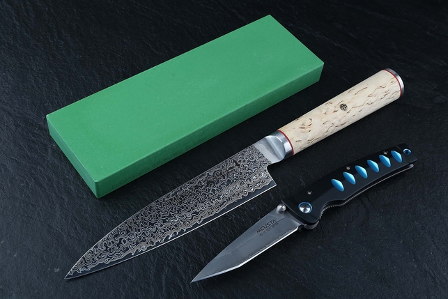 Водный керамический точильный камень для заточки ножей Naniwa Professional Stone 1000 Grit, Япония