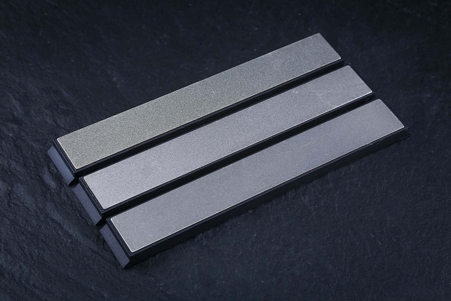 Набор из 3-х алмазных брусков Tuotown на пластиковом бланке для заточки ножей на устройствах Профиль K03, Kadet, Blitz, Hapstone и подобных, Китай
