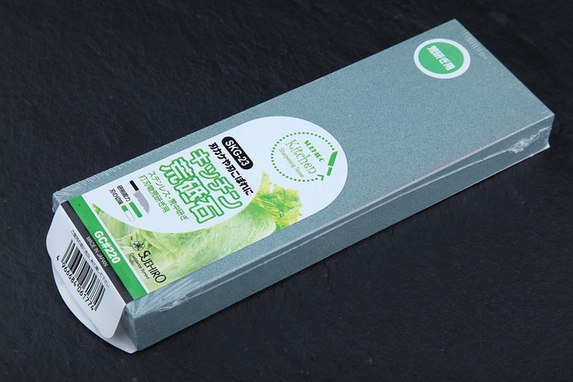 Водный керамический точильный камень для заточки ножей Suehiro SKG 183x63x20 мм, зернистость 220 Grit, комплексная связка на магнезиальной основе, Япония