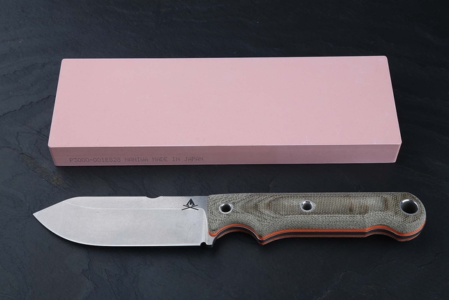 Водный керамический точильный камень для заточки ножей Naniwa Super Stone 3000 Grit (толщина 20 мм), Япония