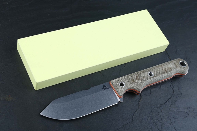 Водный керамический точильный камень для заточки ножей Naniwa Super Stone 2000 Grit (толщина 20 мм), Япония