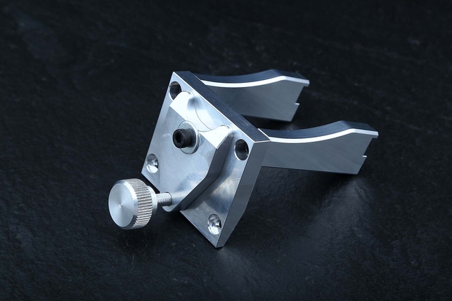 Зажим для заточки ножниц на точилке TSPROF Blitz, алюминий, Россия