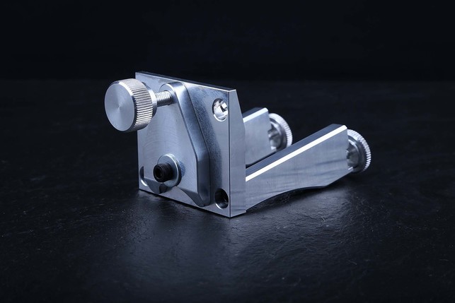 Зажим для заточки ножниц на точилке TSPROF Blitz Pro, алюминий, Россия