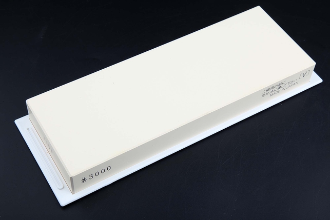 Водный керамический точильный камень для заточки ножей Suehiro New Cerax 206x73x23 мм, зернистость 3000 Grit, керамическая связка, Япония