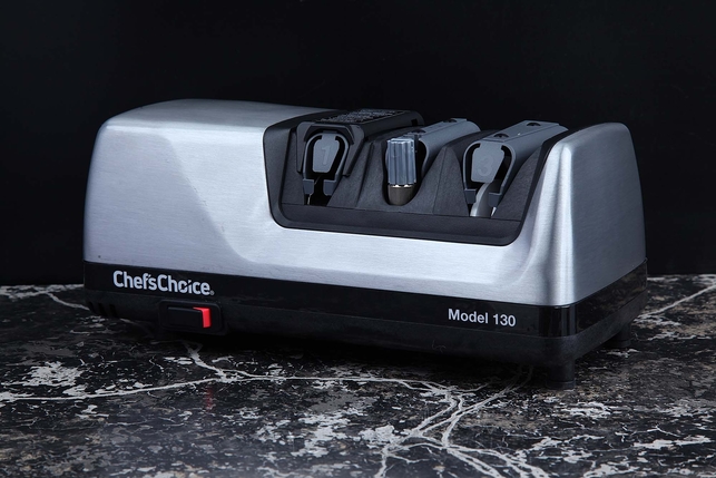 Электрическая точилка (станок) для европейских ножей Chef's Choice CC130M, США