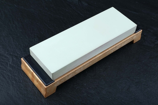 Водный керамический точильный камень из карбида кремния для заточки ножей Suehiro G-8 206x73x23 мм, зернистость 8000 Grit, керамическая связка, Япония